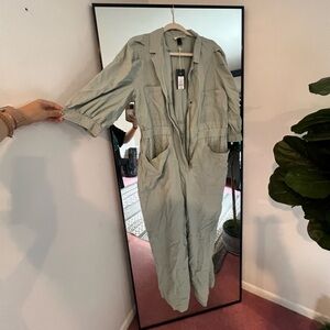 Universal threads green jump suit